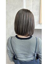 クララ(CLALA Ohashi)&nbsp;白髪をカバーする白髪改善ハイライト【古賀義大】