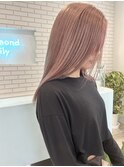 ピンクベージュ