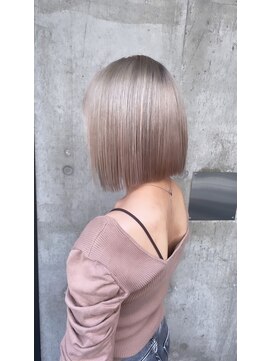 ルーフアクト(LUFE act) 育てるダブルカラー　ブリーチ2回目　担当TATSUYA