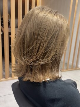 メゾンアクア 表参道(Maison ACQUA) 外ハネボブ/切りっぱなしボブ/ミニボブ/ボブ/グレージュ