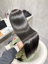 ロッタクッチ 表参道 青山(LOTTA CUCCI) 暗めでも透明感でるオリーブグレージュ