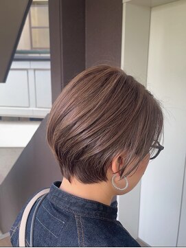 ロエ(loe) 透明感!大人の柔らかベージュ