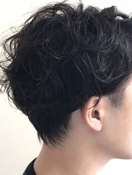 ジャンクスの写真/トレンド×似合わせスタイルカットに眉カットもプラスできて男度UP☆知識に裏打ちされた高い技術力◎