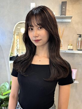 ジーナ 天神(Zina) 韓国ヘア/顔まわりカット/レイヤーカット/くびれヘア/グレージュ