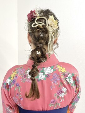 シー(shii..) 《shii../内城》#成人式ヘア #卒業式ヘア