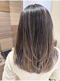 白髪ぼかしバレイヤージュ