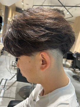 レボ(Revo) ニュアンスフェザーパーマ