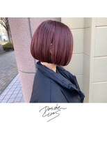 パドトロワ(Pas de trois)&nbsp;新潟×春のダークピンク×パッツンボブ