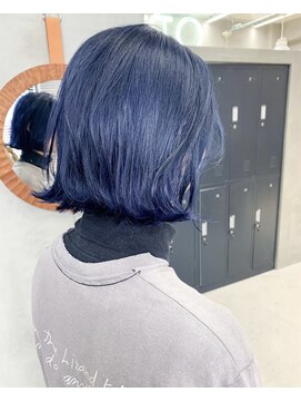 テトヘアー(teto hair) 切りっぱなし ブルーヘア 青髪 ブルーグレー 寒色系 ボブ