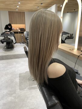 サロンドミルク 新百合ヶ丘店(salon de MiLK) ストレートでも可愛いハイトーンカラー【新百合ヶ丘】