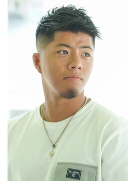 にもう 好印象サイドパートショートワイルドアップバング刈り上げ