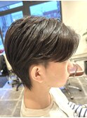センターパートワンカールパーマ