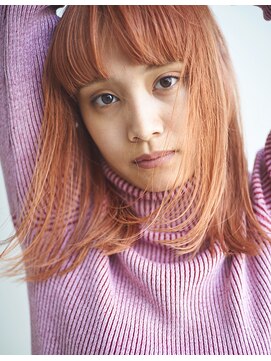エン(YENN) オレンジのヘアカラーが可愛いミディアムボブ☆