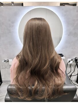 アイ(_i) ベージュカラー