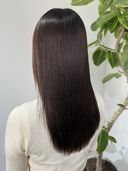 チョキナ(chokina.)の写真/【髪質改善特化サロン】超高濃度水素ケアやパウダートリートメントといった新世代トリートメントを使用!