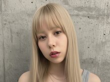 【ブリーチはやっぱ痛む?】”ケアブリーチ”でダメージを最小限に!ハイライト入れ放題や全体ブリーチに!