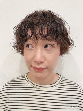 イリ ナチュラルパーマ