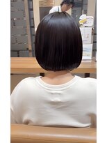 ヴィサージュクルー(VISAGE crew)&nbsp;やや前下がりなボブスタイル！