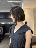 顎ライン切りっぱなしボブ