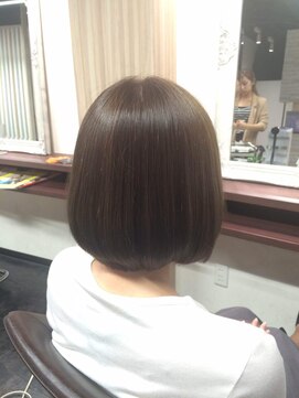 オプ アート(Op Art) モカ×ボブ×艶