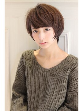 レウナ 外苑前(Reuna) 20代30代40代大人可愛いショーボブ　丸み　マッシュショート