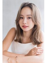 エイミー(Aimee)&nbsp;Aimee 町田　くびれミディアム×ホワイトベージュ