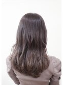 派手になりすぎない!ナチュラルハイライト