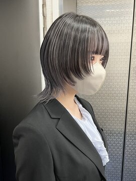 ジーナ 神戸 三田駅前(Zina) ウルフカット/アンブレラカラー