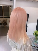 ペレ 渋谷(PELE)&nbsp;斜めバング/グレージュカラー/シルキーベージュ/渋谷/渋谷駅