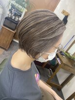 東京ヘアーサロン 前下がりボブ×白髪ぼかしハイライト/30代/40代/50代/北本/桶川