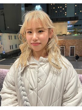 スニュウ(snuw) 【snuw mina】抜きっぱなしブロンド/金髪/ブリーチ