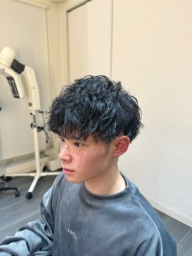 ミチオノザワヘアサロンギンザ 静岡店(Michio Nozawa HAIR SALON Ginza) 縦落ちツイストスパイラル/30代40代50代