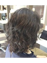 エノモト(ENOMOTO) ウェーブ×レイヤーパーマ×黒髪30代40代50代