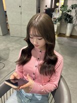 ニーナ ビューティーサロン(NINA Beauty Salon) オリーブカラー