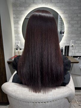 ジーニー(Genie) レッド系カラー