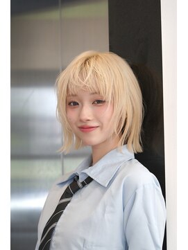 ジョエミバイアンアミ(joemi by Un ami) レイヤーボブ/ミニウルフ/ブロンドボブ