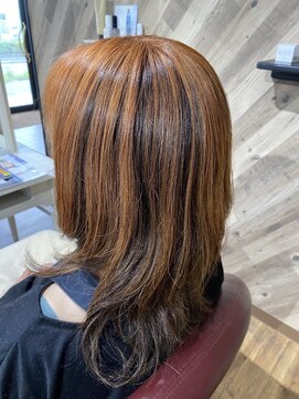 ルネッサンスヘアー ラファエロ(RAFFAELLO) 艶々グレーカラー　アンブレラカラー　オレンジカラービタミン色