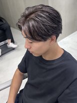 ホワイト(WHITE)&nbsp;シルバーハイライト　メッシュ　センターパート