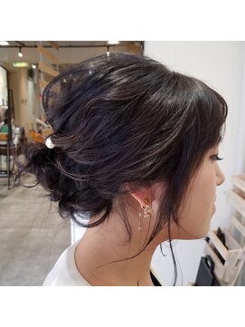 カタチ バイ アンジュ(katachi by Ange) 【katachi by Ange】ゆるシニヨン