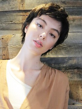 アイティー バイ アルバム 浦和店(IT by ALBUM) ニュアンスショート_オリーブカラーハイライトカラー_46711