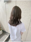 フォギーグレージュ
