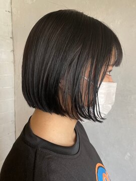 ベルビアンカ(Belle BIANCA) Belle BIANCA ぷつっとボブ/ダークグレージュ/艶感 by TOMOE