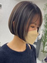 キノ(kino)&nbsp;ミニボブ×グレージュハイライト