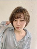 ショートボブ