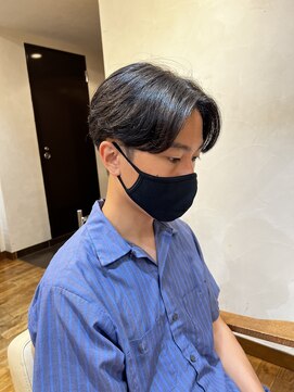 エクリ 麻布十番(equri) ニュアンスパーマセンターパート