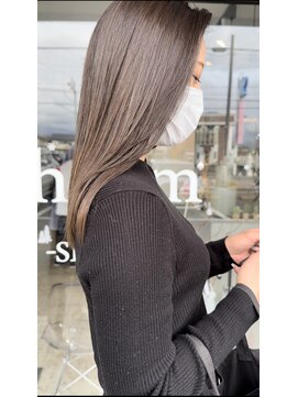 ヘリム(HELIM) 【石川尚之】大人可愛い20代、30代グレージュ/アッシュ/ベージュ