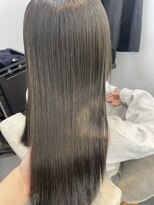 エクラートリアーラ 藤沢店(ECLART Reala) オリーブグレージュ