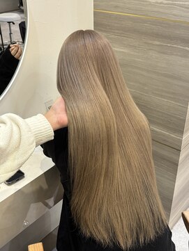 ラビス クローバー(Lovis clover) 韓国ベージュ/レイヤーロング/ミルクティーベージュ