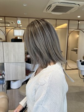 シンクショップ 梅田(THINK SHOP) グレーバレイヤージュ