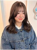 べージュブラウン 透明感カラー 顔周りカット 小顔カット